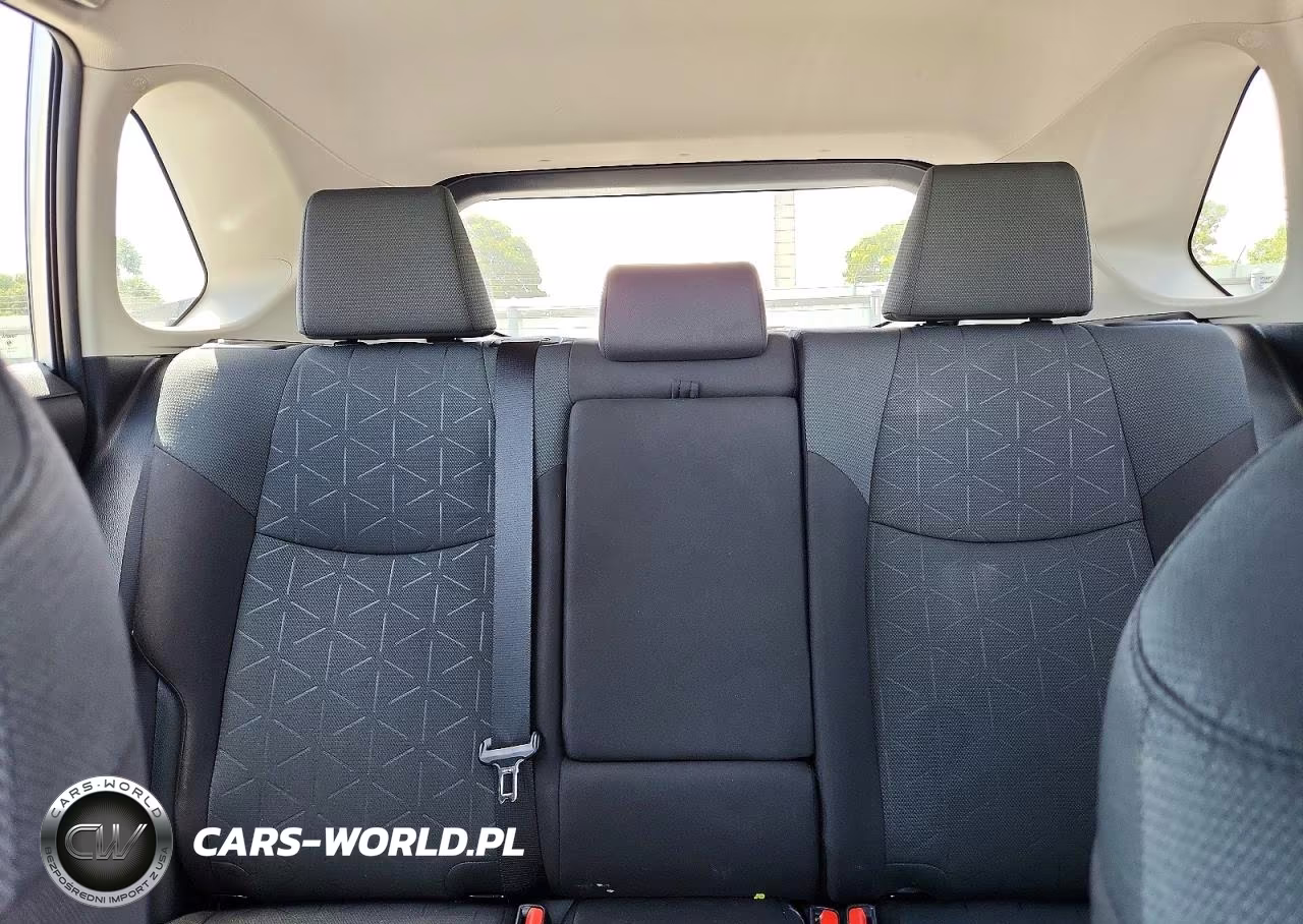 2025 Toyota Rav4 Xle VIN:2T3W1RFV6SC329820 - 10