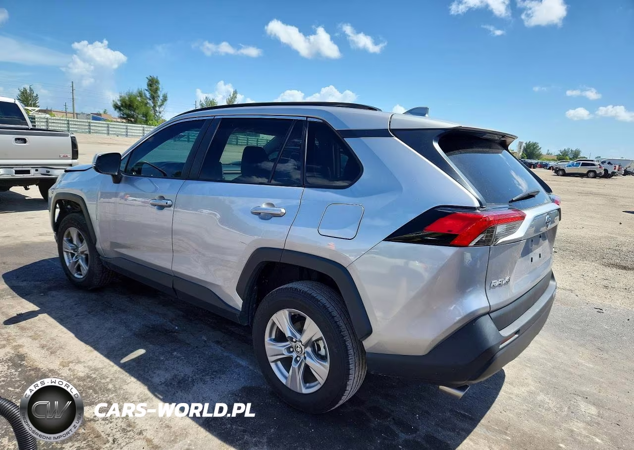 2025 Toyota Rav4 Xle VIN:2T3W1RFV6SC329820 - 2
