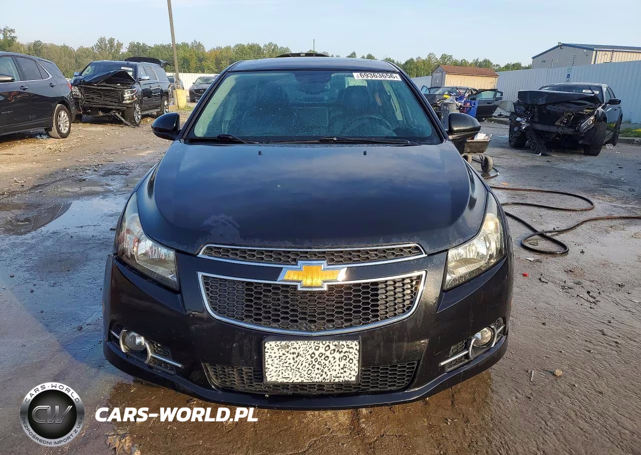2014 Chevrolet Cruze Lt VIN:1G1PE5SB7E7235014 - 5