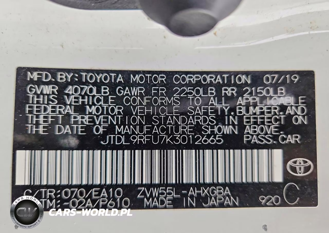 2019 Toyota Prius Xle Awd-E VIN:JTDL9RFU7K3012665 - 13