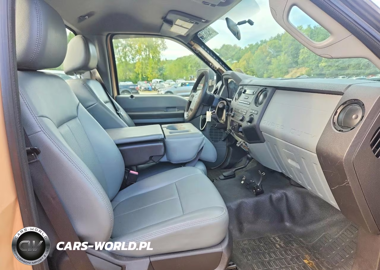 2012 Ford F250 Super Duty VIN:1FTDF2B68CEA33915 - 10
