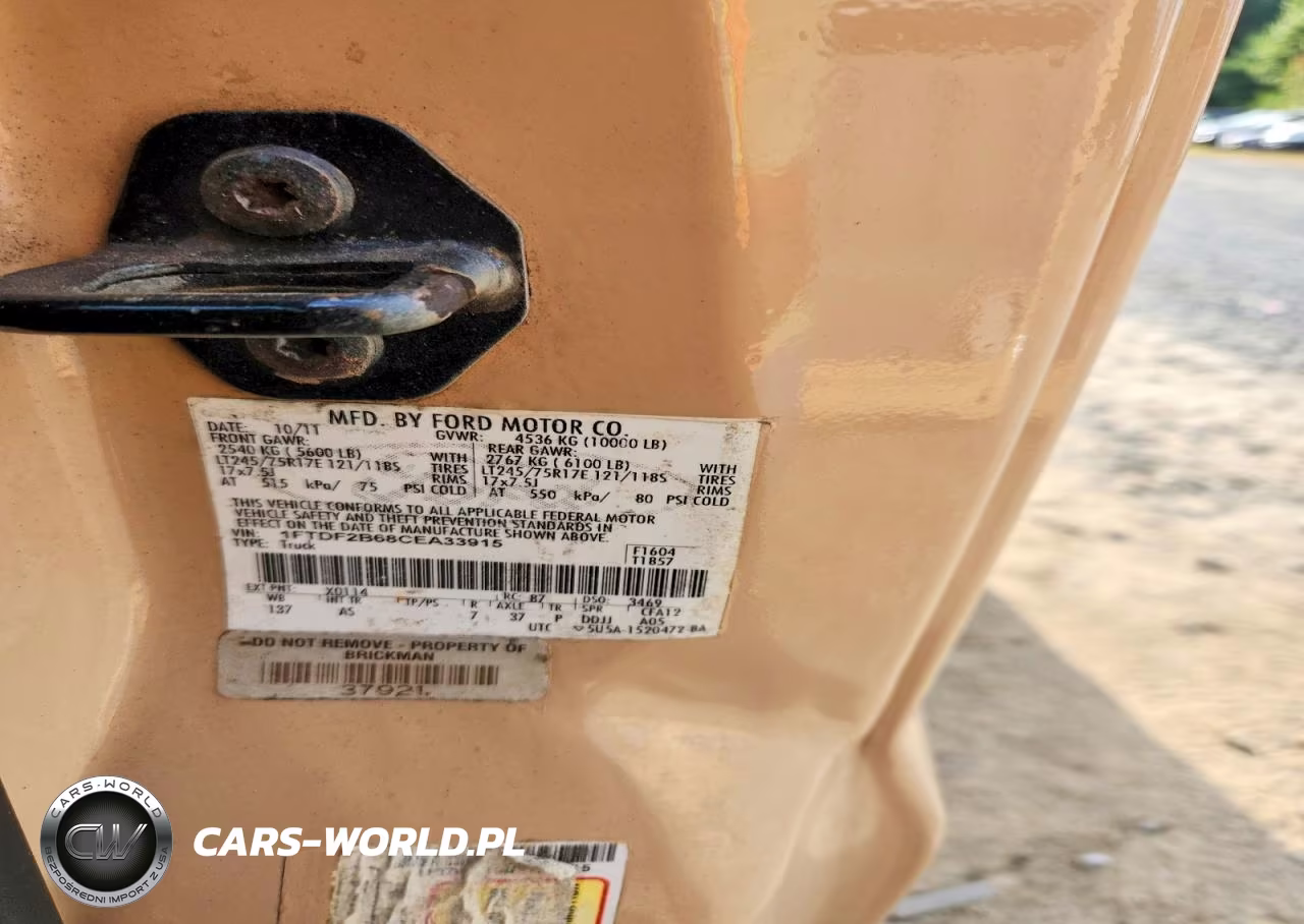 2012 Ford F250 Super Duty VIN:1FTDF2B68CEA33915 - 12