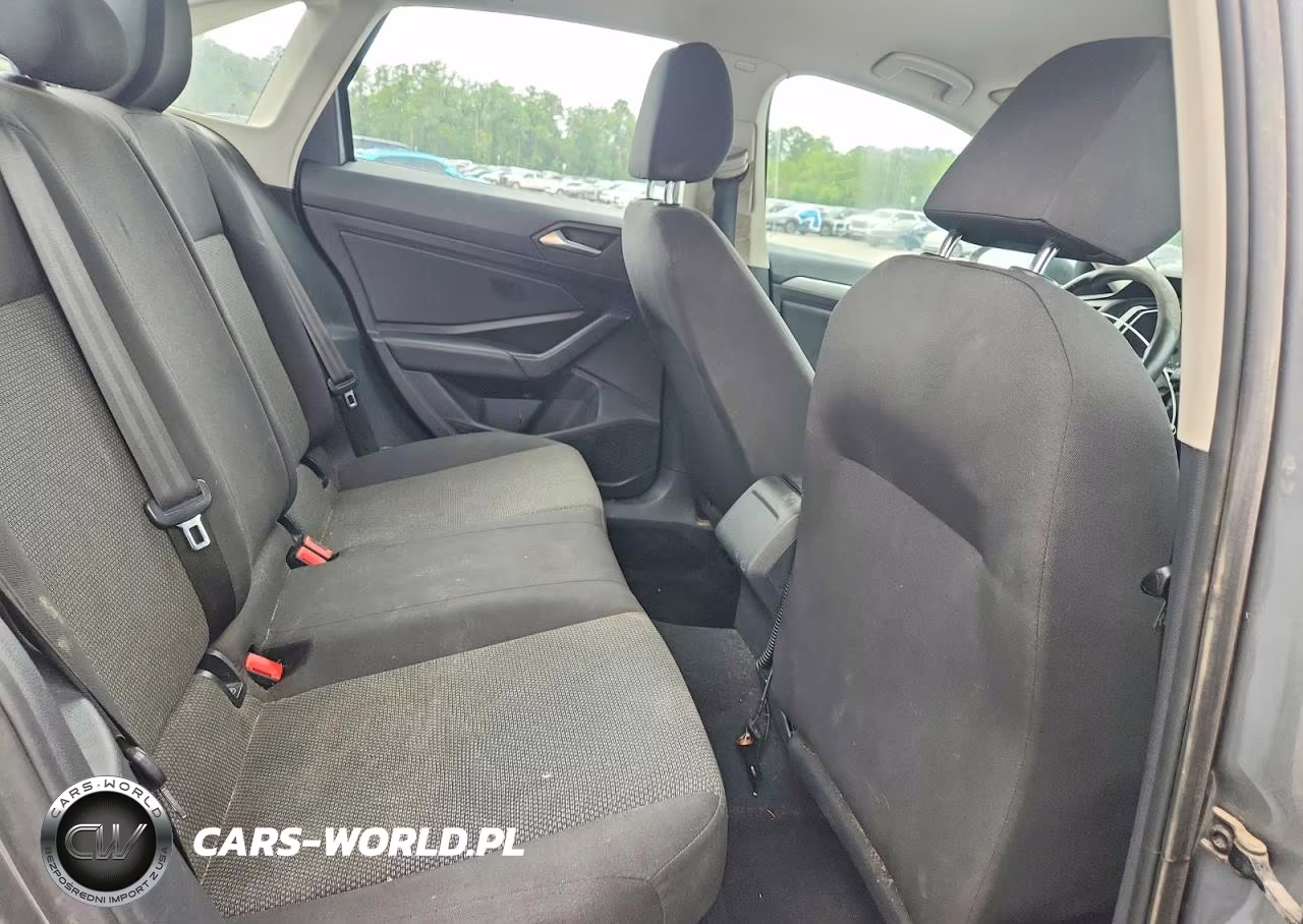 2019 Volkswagen Jetta S VIN:3VWC57BU3KM172396 - 10