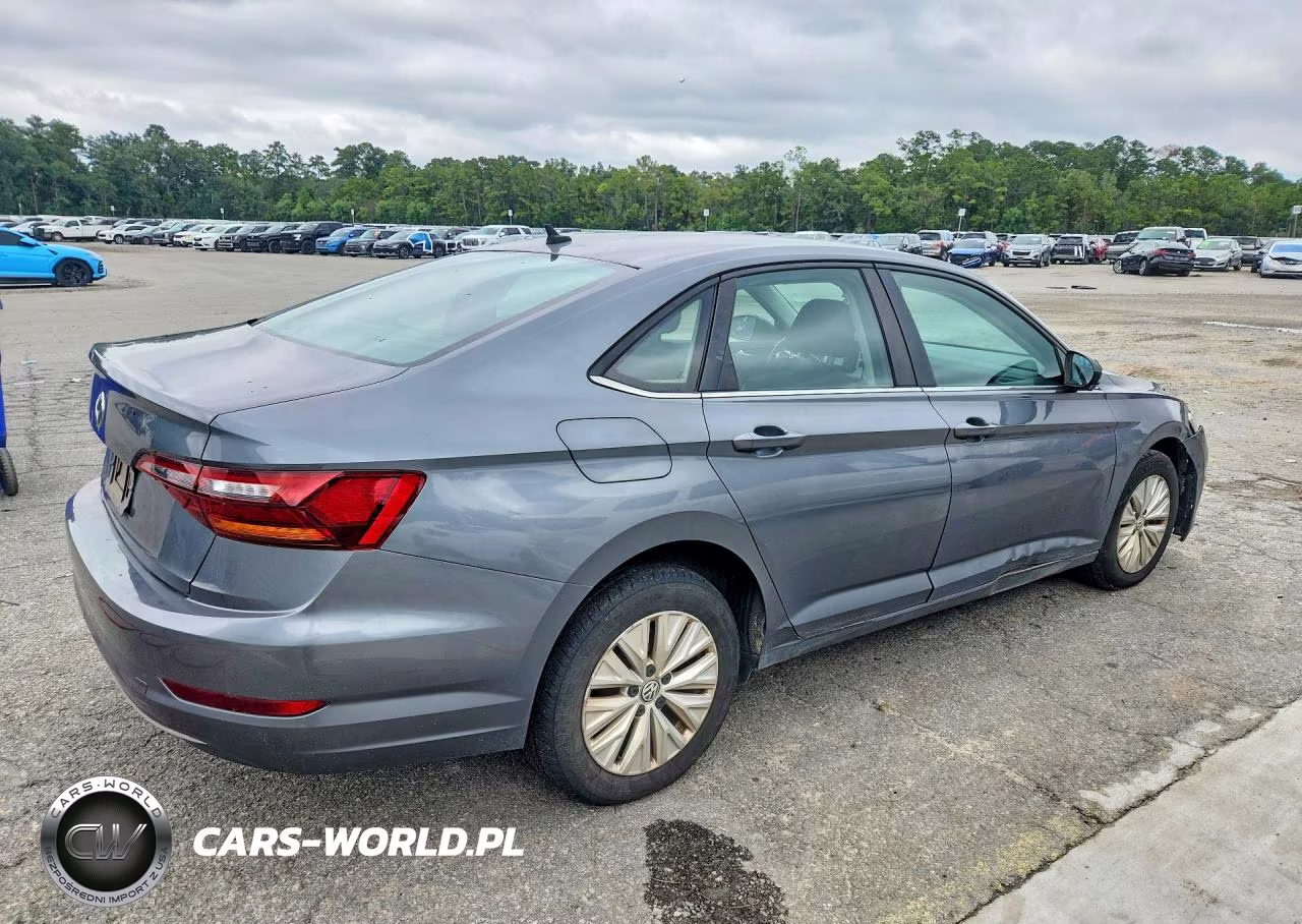 2019 Volkswagen Jetta S VIN:3VWC57BU3KM172396 - 3