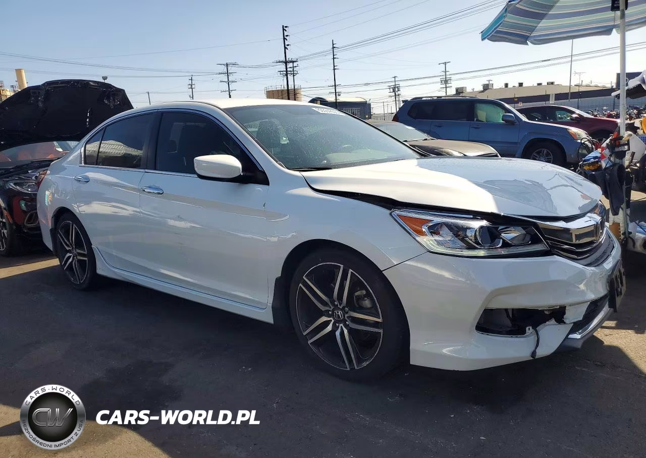 2017 Honda Accord Sport Special Edition VIN:1HGCR2F11HA030338 - 4