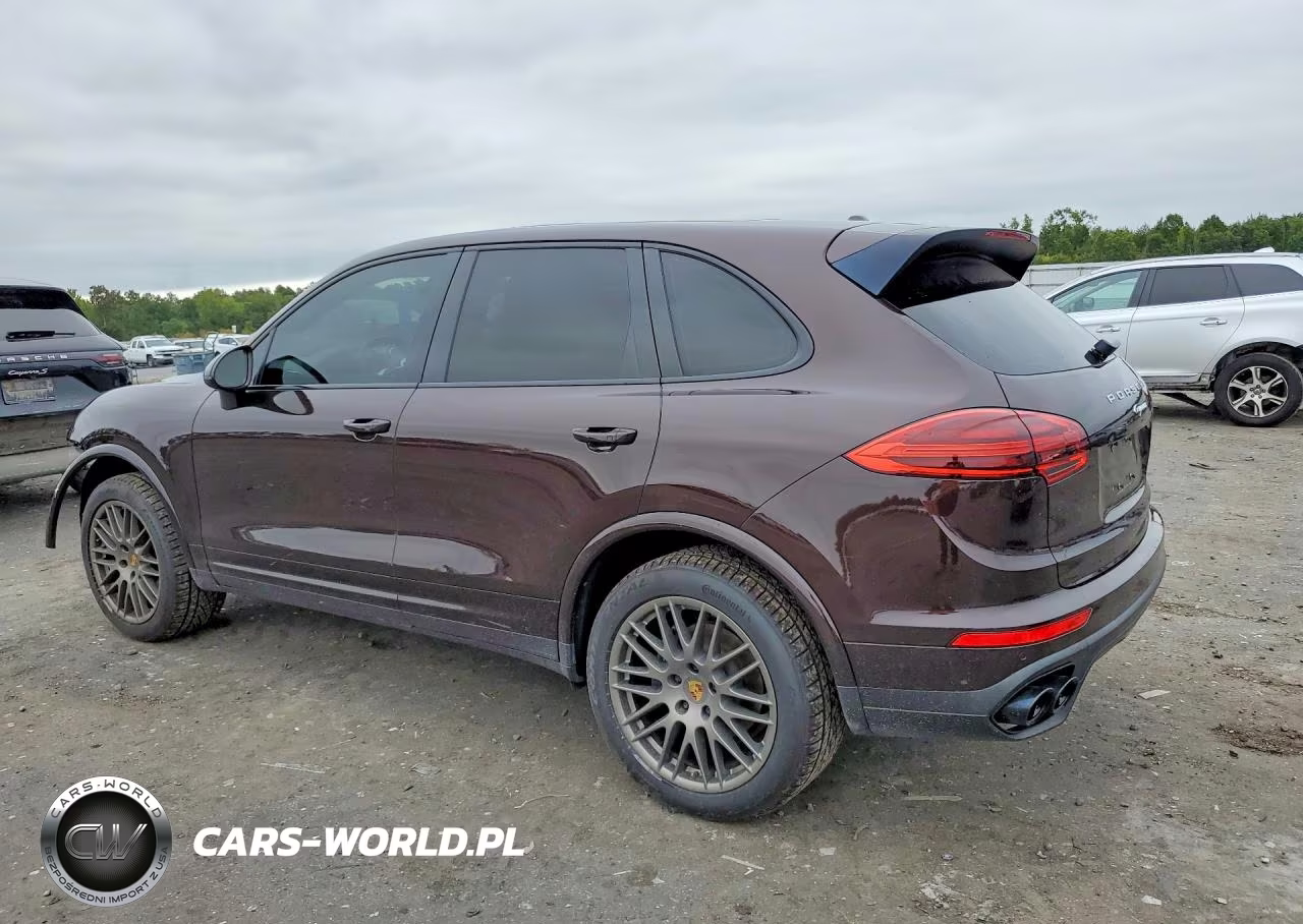 2017 Porsche Cayenne VIN:WP1AA2A21HKA88200 - 2