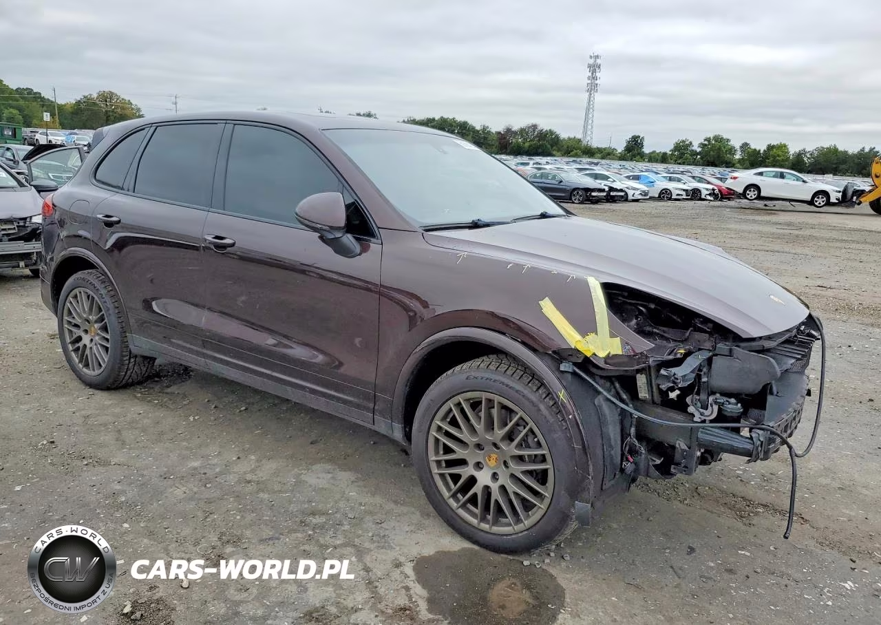 2017 Porsche Cayenne VIN:WP1AA2A21HKA88200 - 4