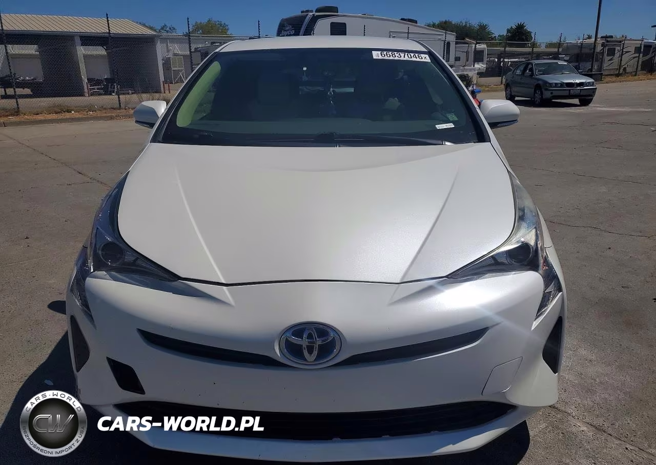 2016 Toyota Prius VIN:JTDKARFU5G3504010 - 5