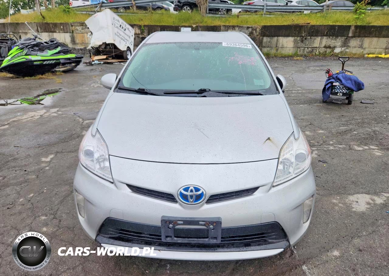 2012 Toyota Prius Three VIN:JTDKN3DU0C5443734 - 5