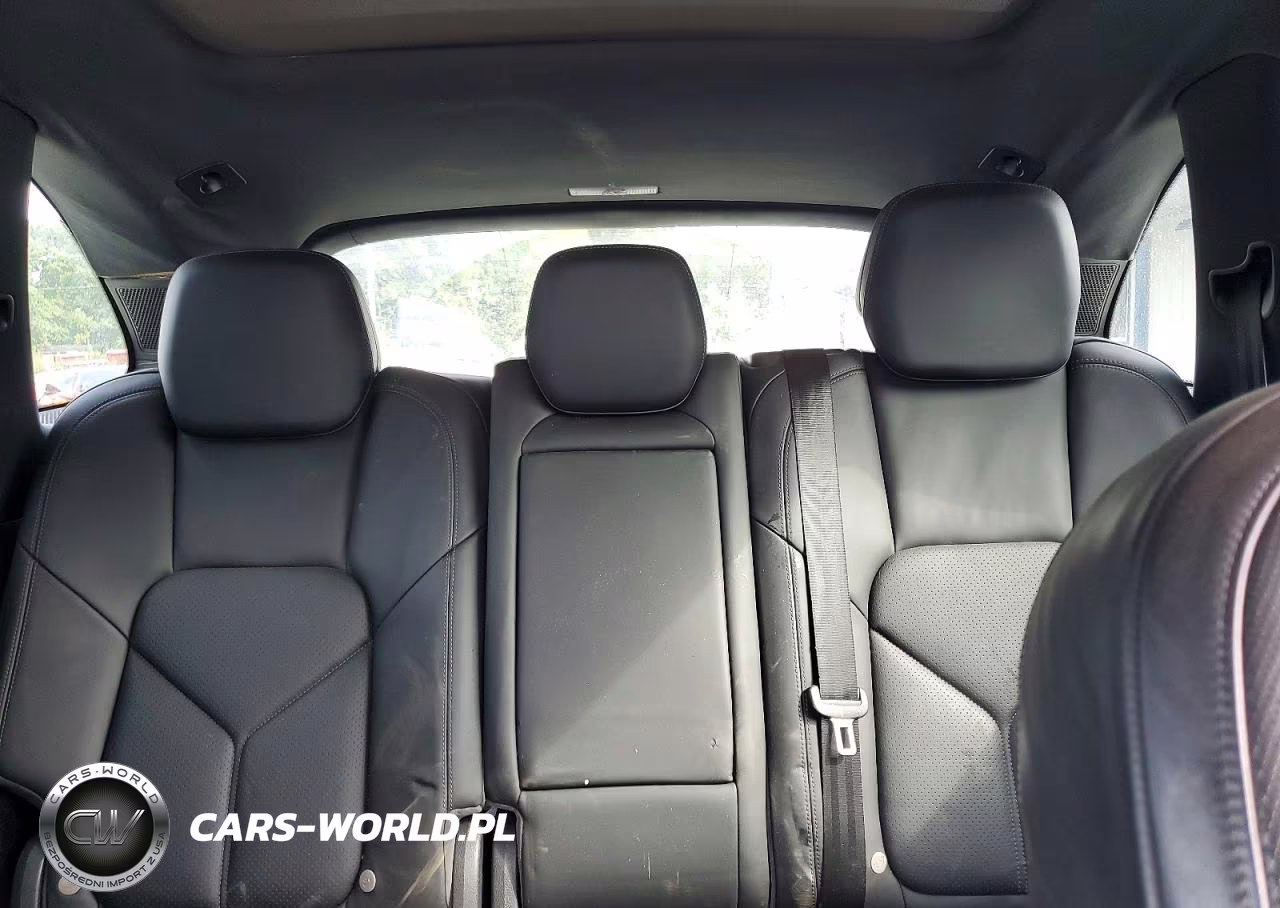 2013 Porsche Cayenne VIN:WP1AF2A22DLA40114 - 10