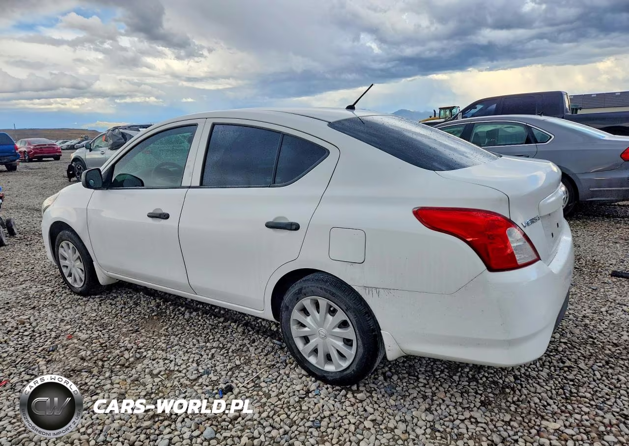 2015 Nissan Versa 1.6 S VIN:3N1CN7AP7FL954374 - 2