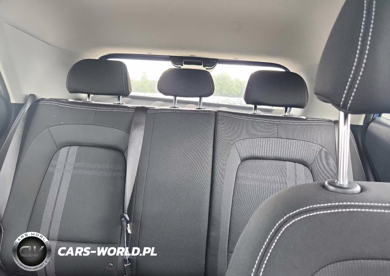 2025 Hyundai Venue Sel VIN:KMHRC8A34SU407784 - 10