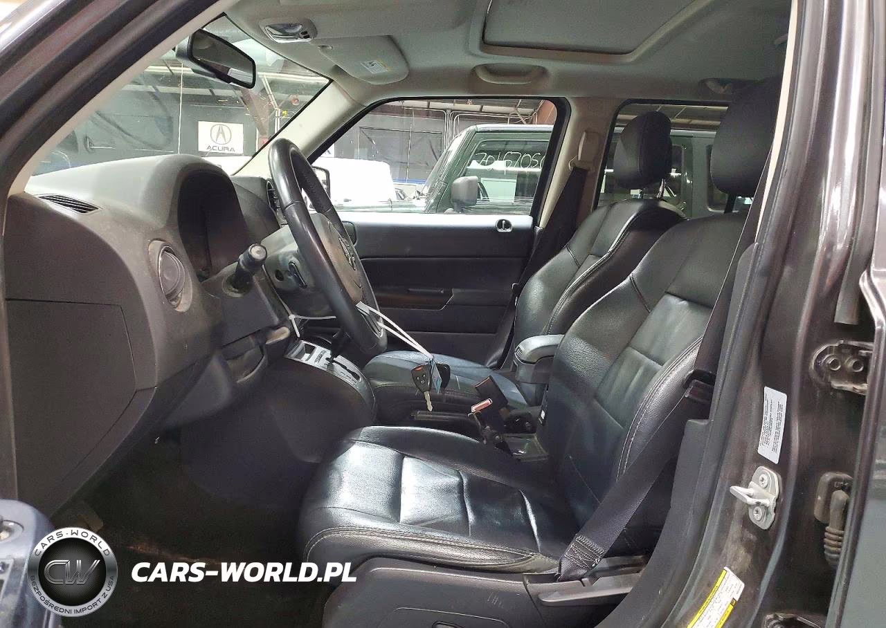 2017 Jeep Patriot Latitude VIN:1C4NJRFBXHD155031 - 7