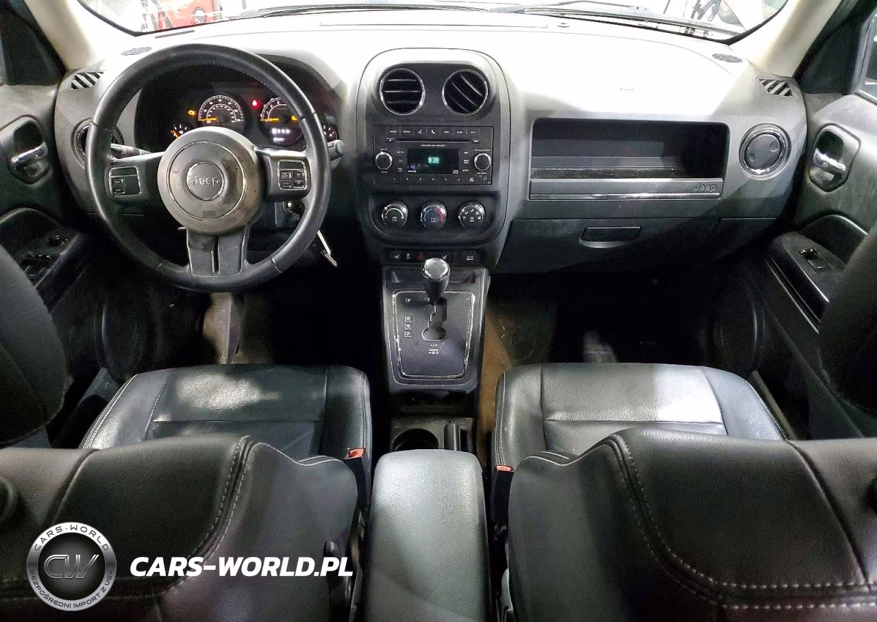 2017 Jeep Patriot Latitude VIN:1C4NJRFBXHD155031 - 8