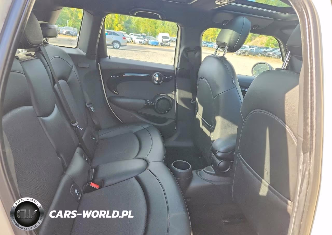 2015 Mini Cooper VIN:WMWXS5C54FT831292 - 10
