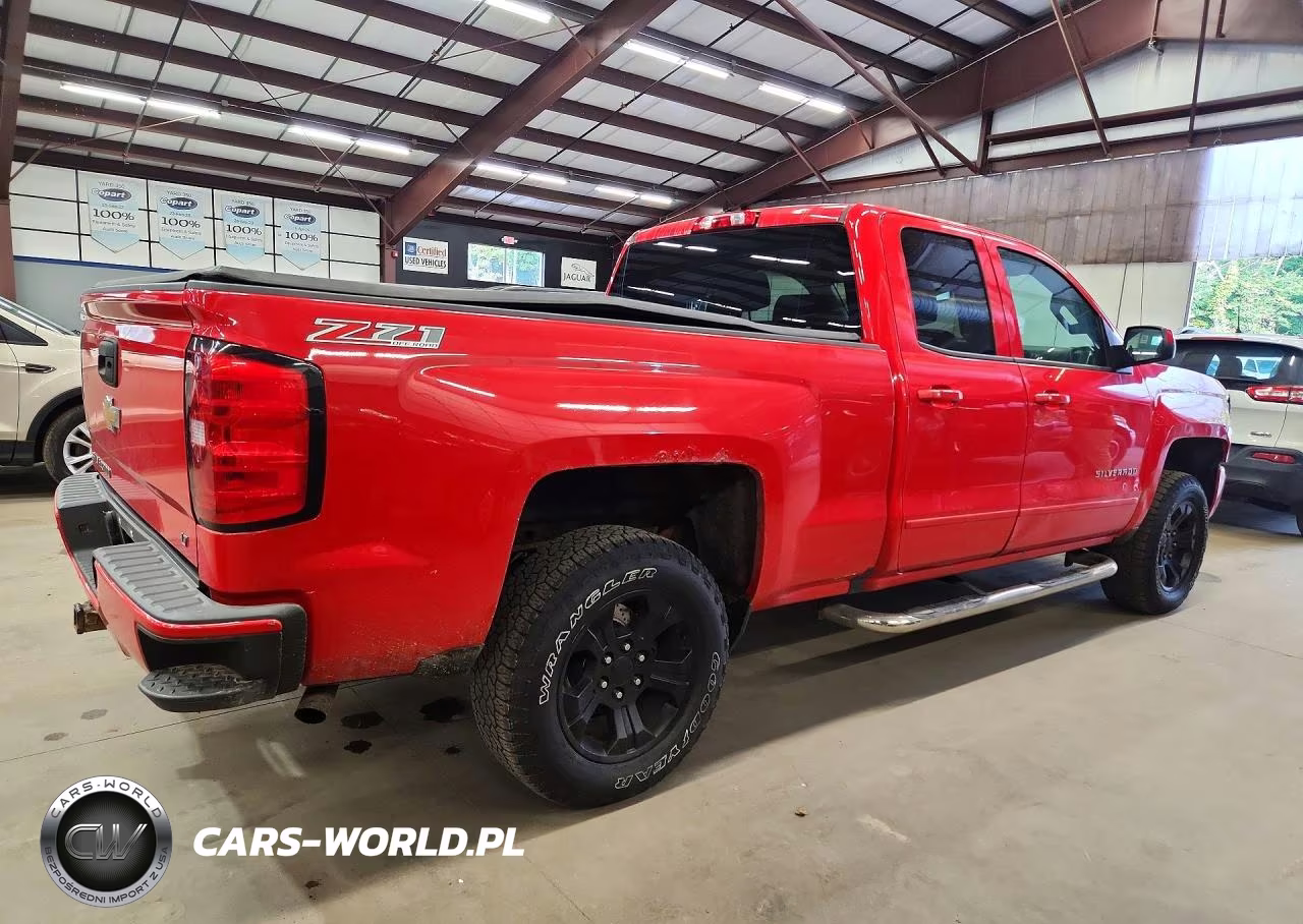 2017 Chevrolet Silverado K1500 Lt VIN:1GCVKREC4HZ388137 - 3
