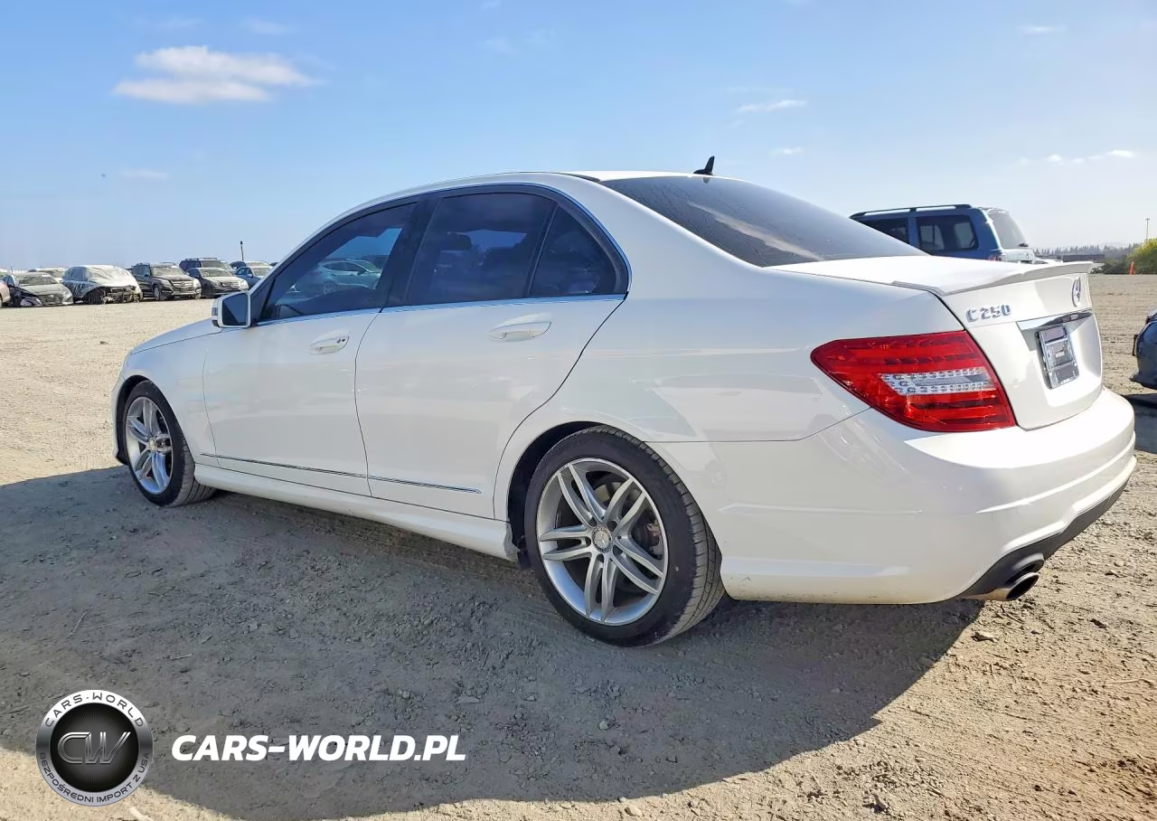 2013 Mercedes-Benz C 250 VIN:WDDGF4HB1DR248551 - 2