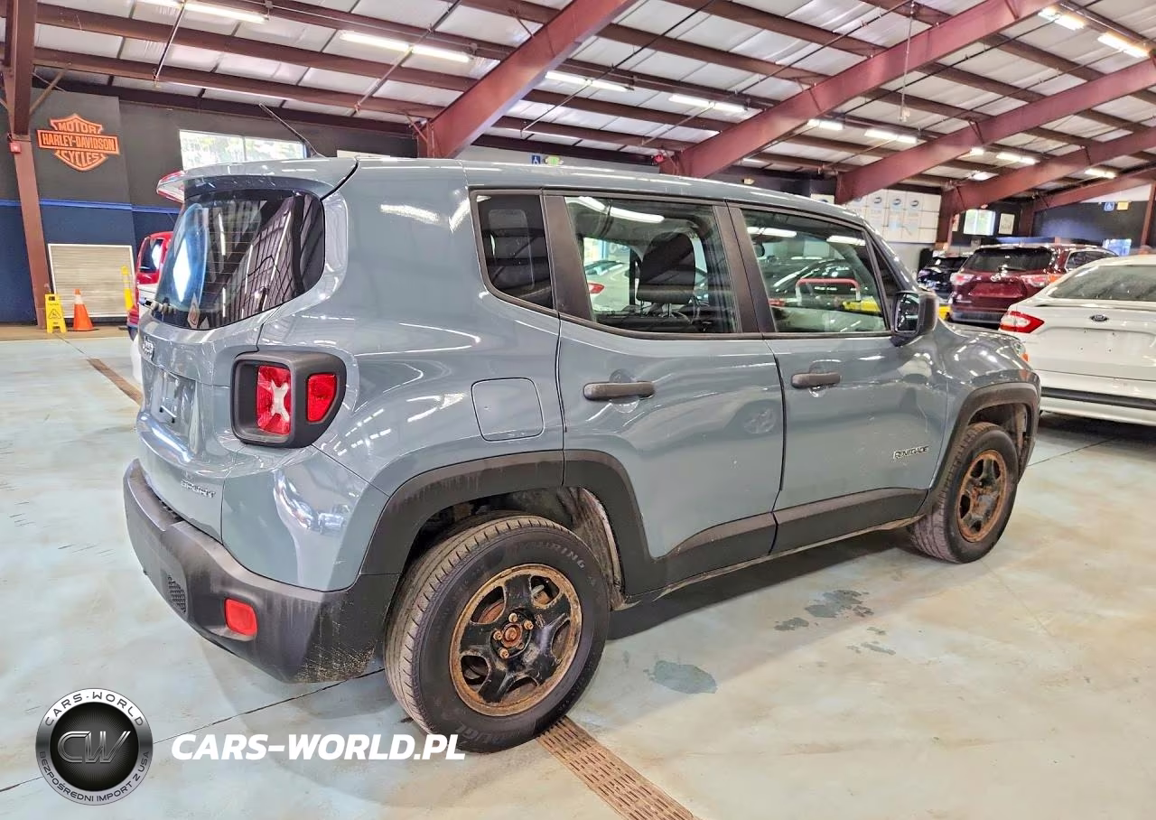 2017 Jeep Renegade Sport VIN:ZACCJBAB2HPG29920 - 3