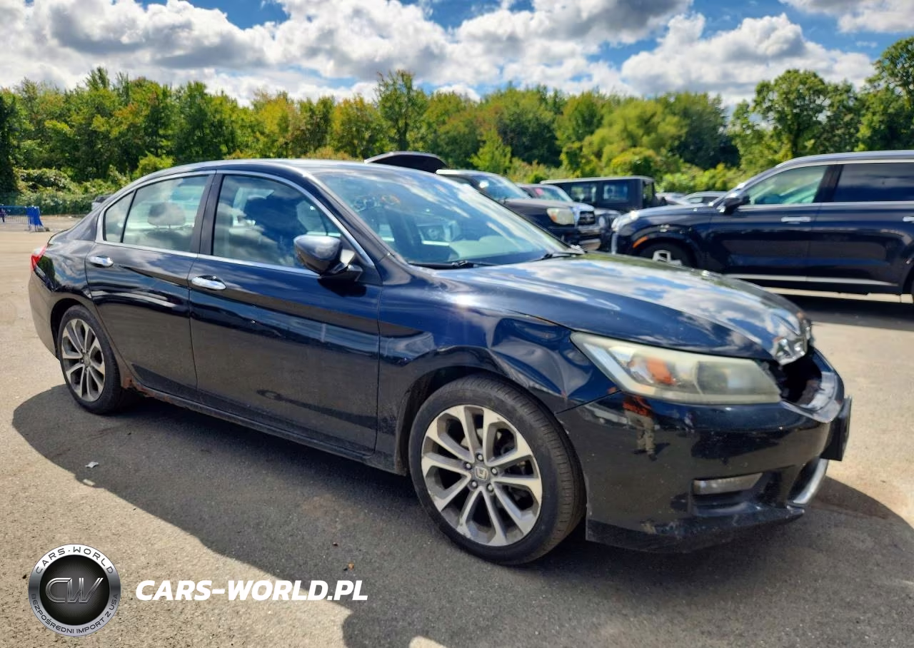 2015 Honda Accord Sport VIN:1HGCR2F57FA212948 - 4