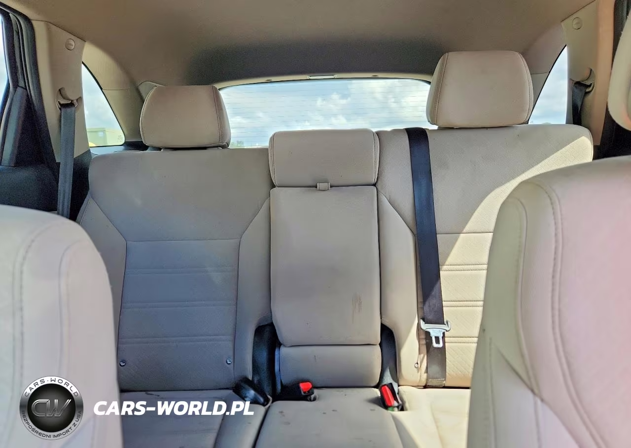 2016 Kia Sorento Lx V6 VIN:5XYPG4A51GG031371 - 10