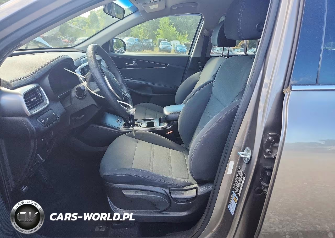 2019 Kia Sorento Lx VIN:5XYPGDA3XKG547283 - 7