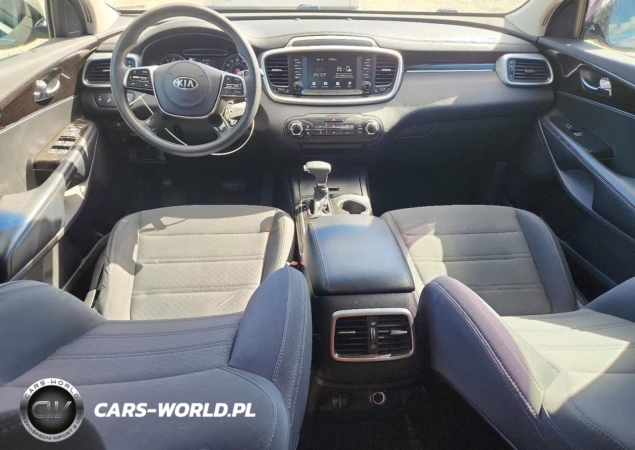 2019 Kia Sorento Lx VIN:5XYPGDA3XKG547283 - 8
