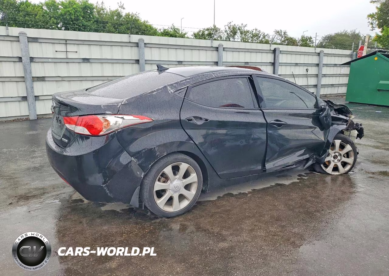 2013 Hyundai Elantra Limited VIN:KMHDH4AE3DU697329 - 3