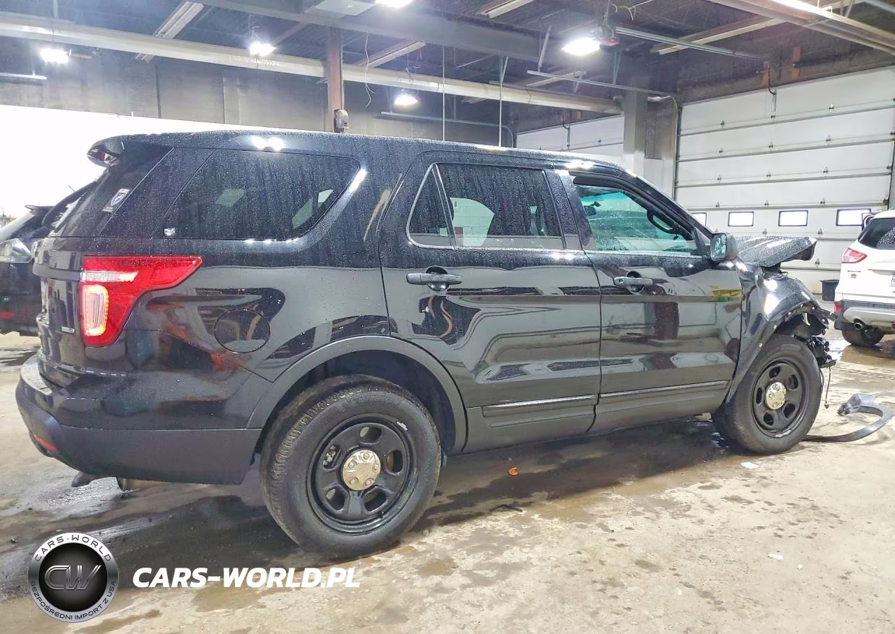 2013 Ford Explorer Police Interceptor VIN:1FM5K8AR5DGC15927 - 3