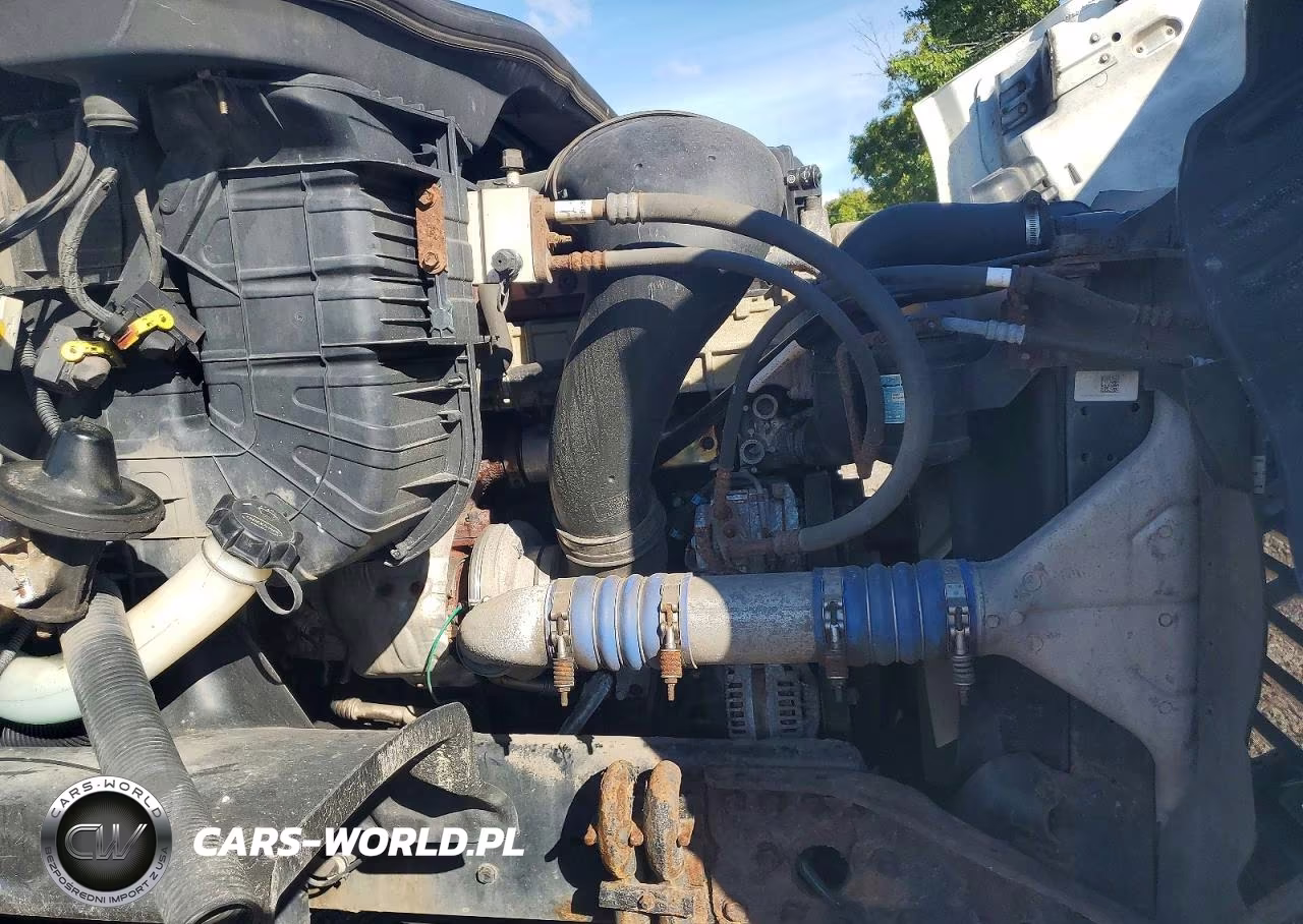 2012 Freightliner Cascadia 113 VIN:1FUBGADV1CSBS4878 - 10