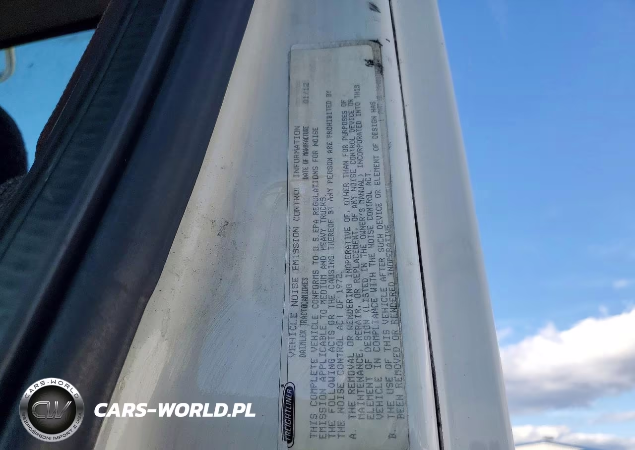 2012 Freightliner Cascadia 113 VIN:1FUBGADV1CSBS4878 - 12