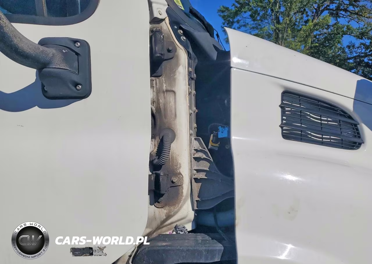 2012 Freightliner Cascadia 113 VIN:1FUBGADV1CSBS4878 - 13