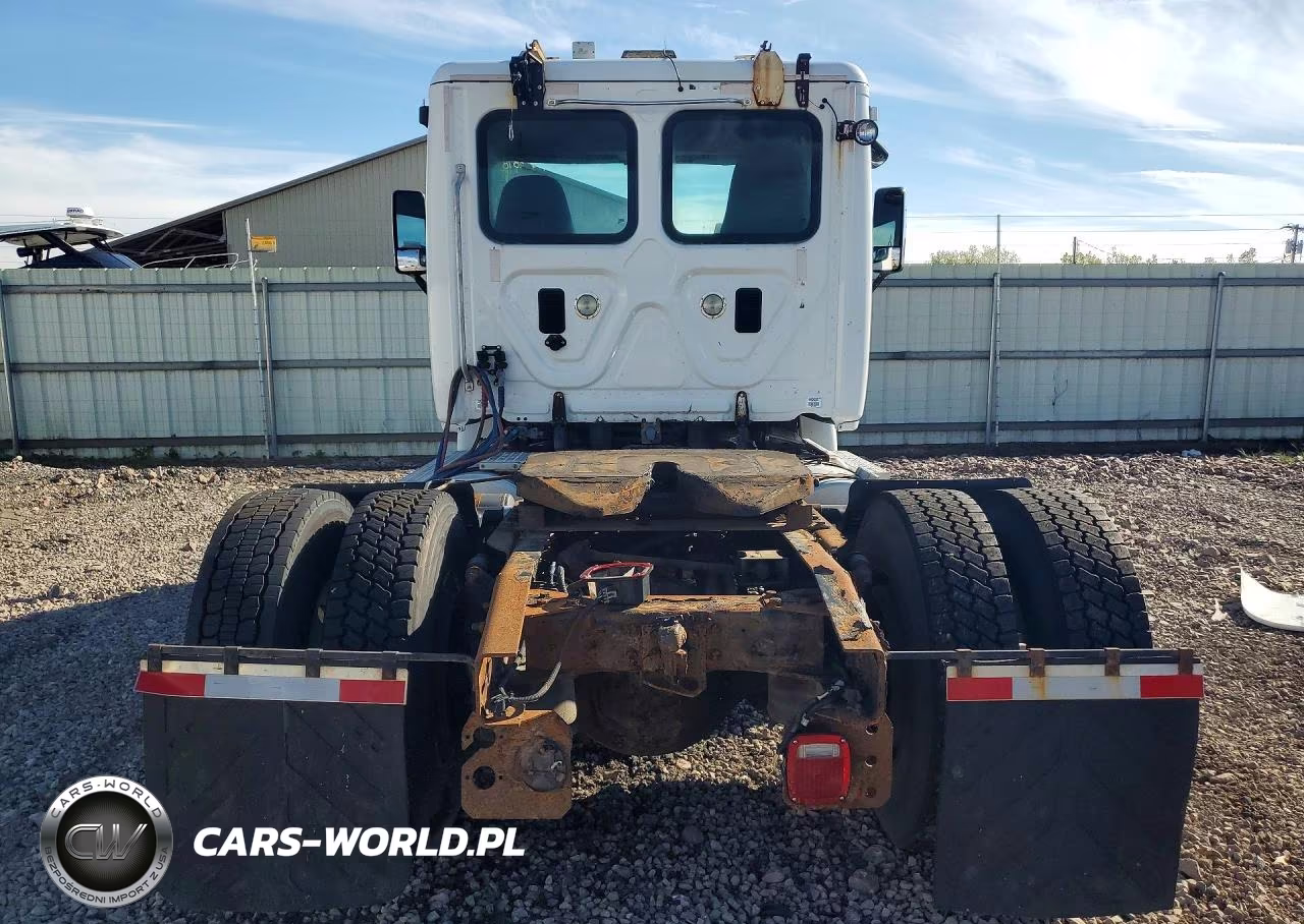 2012 Freightliner Cascadia 113 VIN:1FUBGADV1CSBS4878 - 6