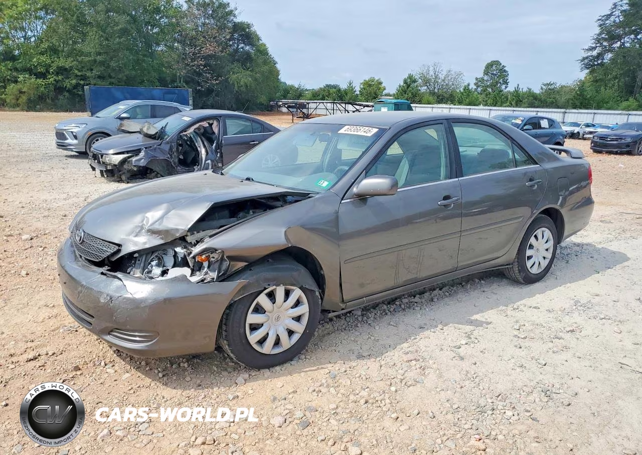 2004 Toyota Camry Le – zdjęcie 1 z 12