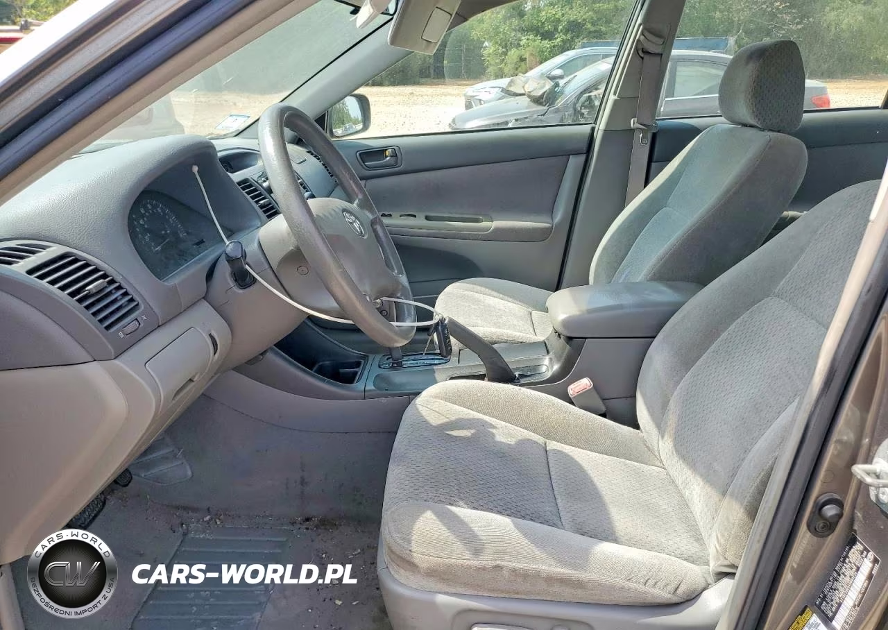 2004 Toyota Camry Le VIN:4T1BE32K04U892724 - 7