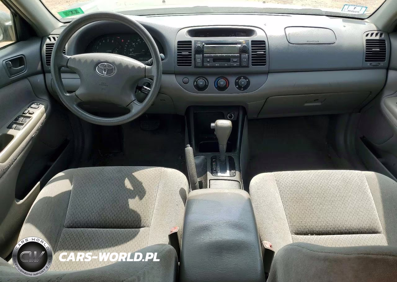2004 Toyota Camry Le VIN:4T1BE32K04U892724 - 8