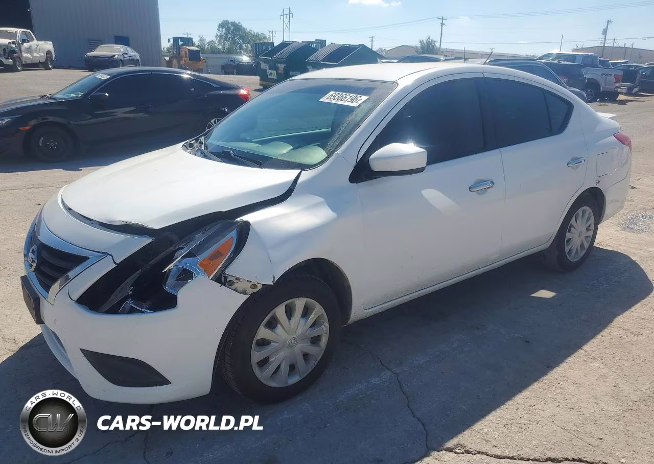 2017 Nissan Versa 1.6 Sv