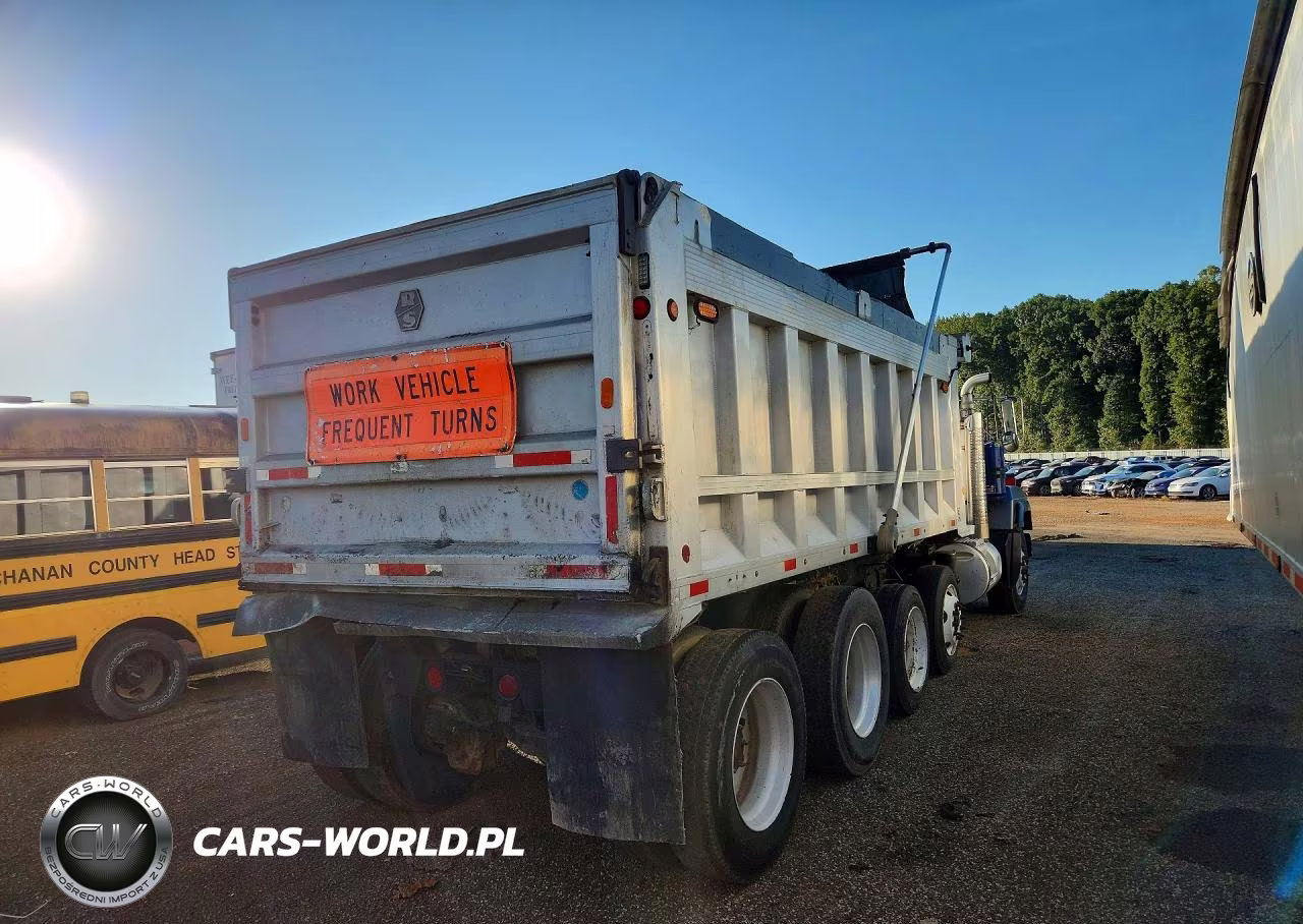 2001 Mack Rd688S Dump Truck VIN:1M2P267C01M055503 - 3