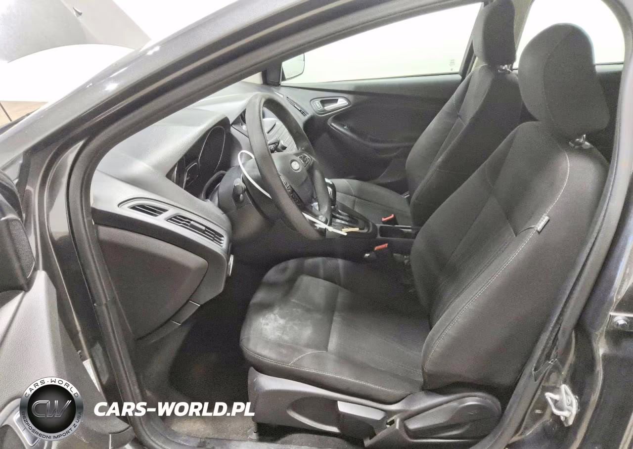 2016 Ford Focus Se VIN:1FADP3K28GL213712 - 7