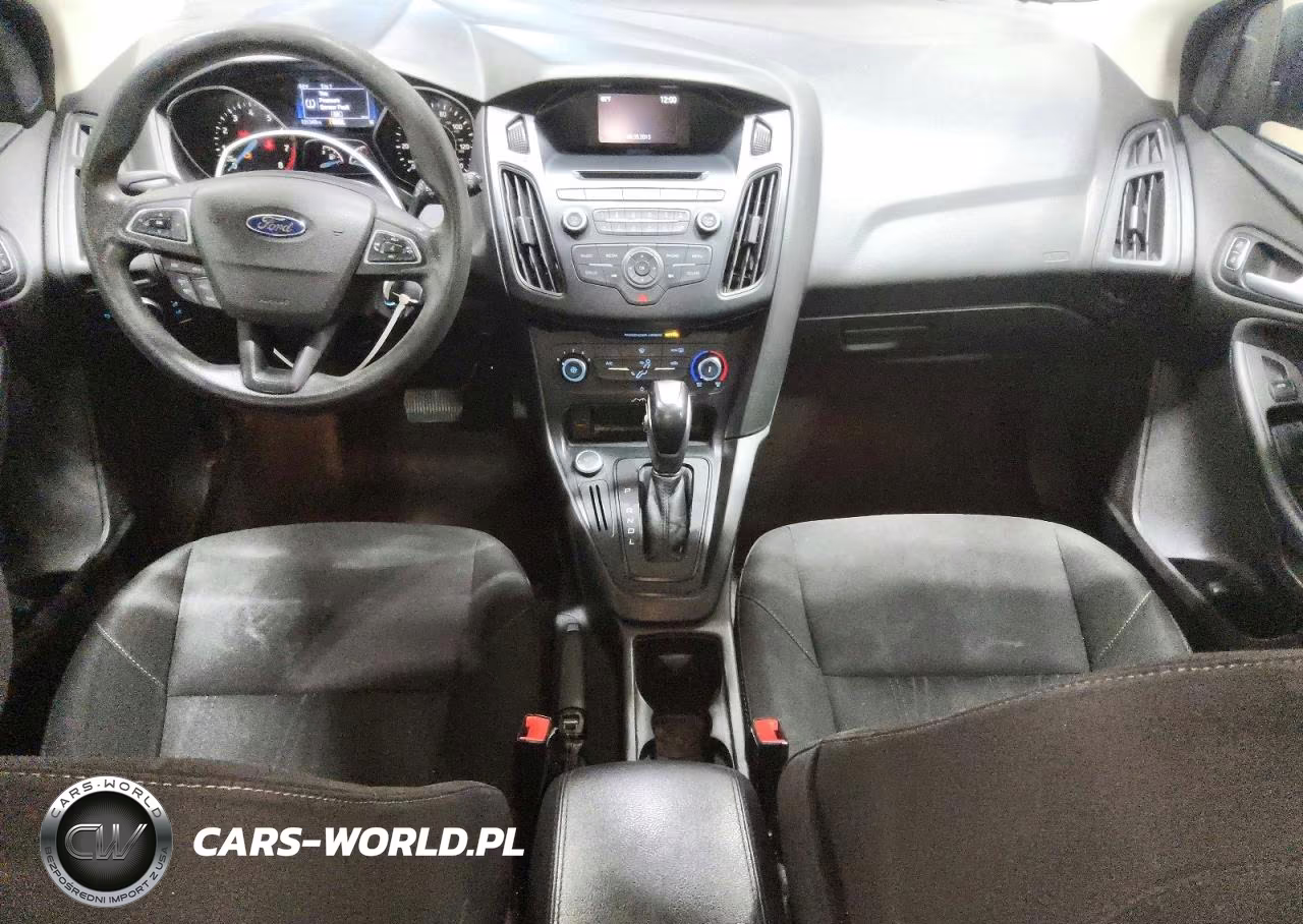 2016 Ford Focus Se VIN:1FADP3K28GL213712 - 8