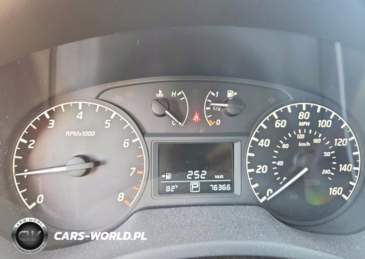 2017 Nissan Sentra S VIN:3N1AB7AP3HY328360 - 9