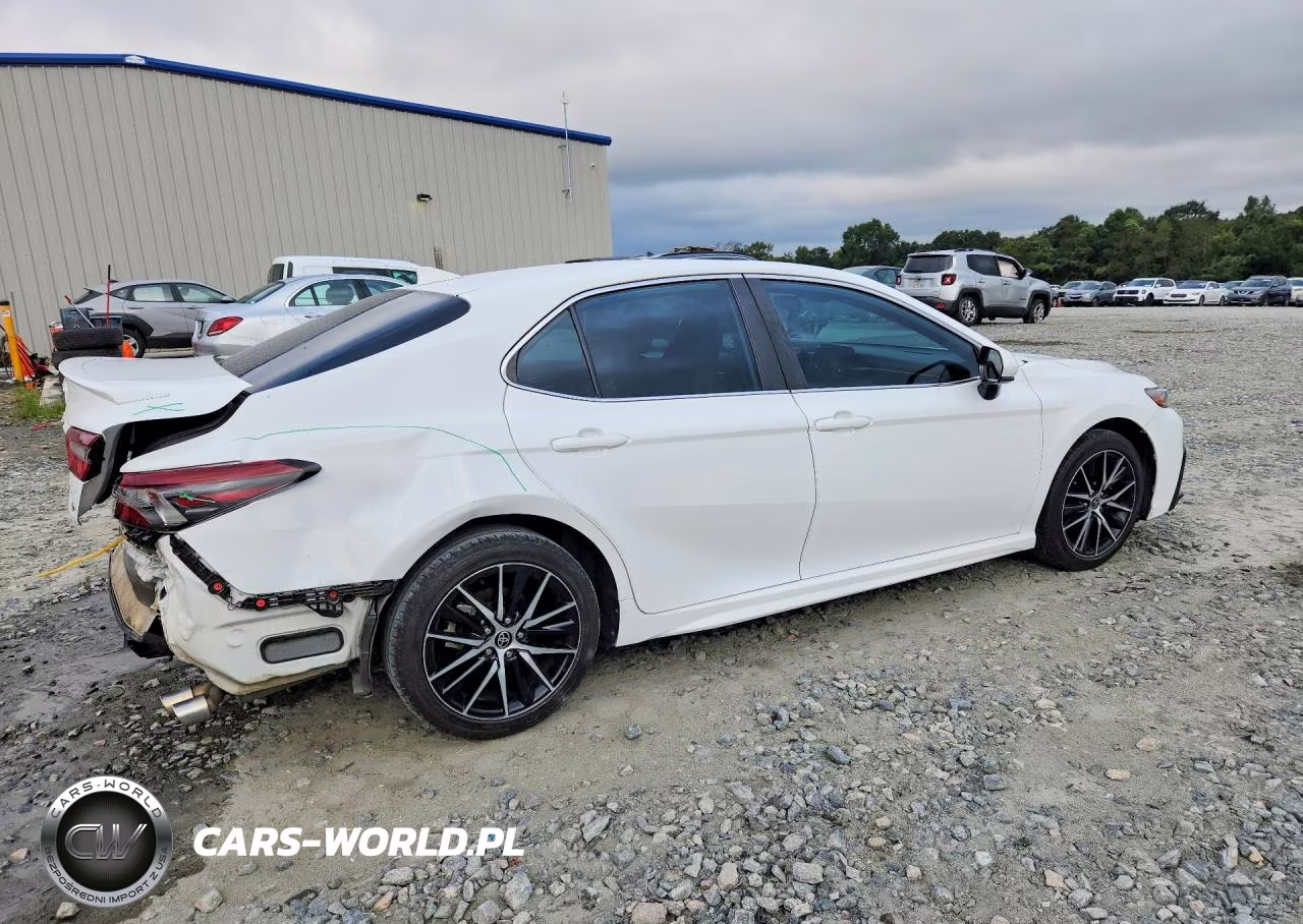 2021 Toyota Camry Se VIN:4T1G11AK2MU605519 - 3