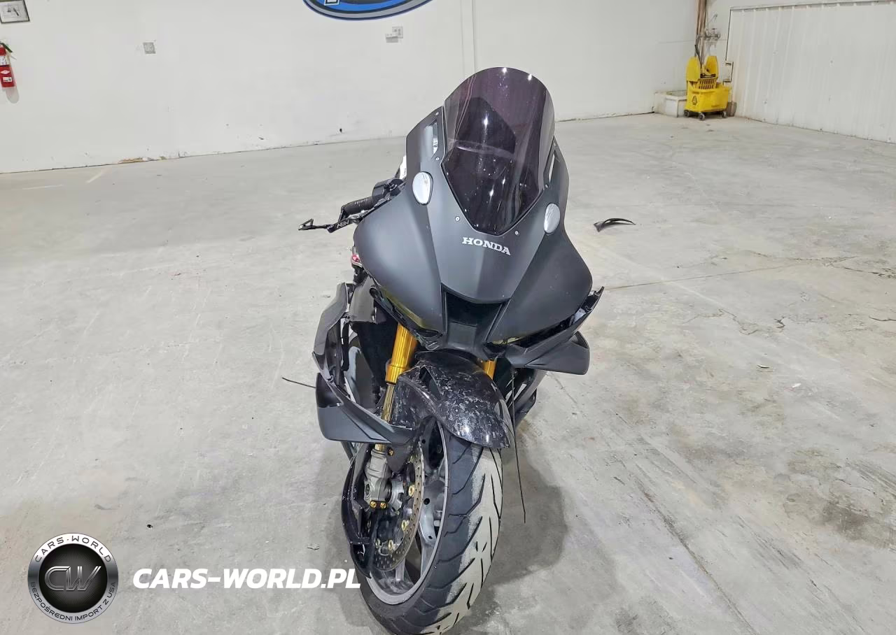 2025 Honda Cbr1000 VIN:JH2SC8218SK400276 - 2