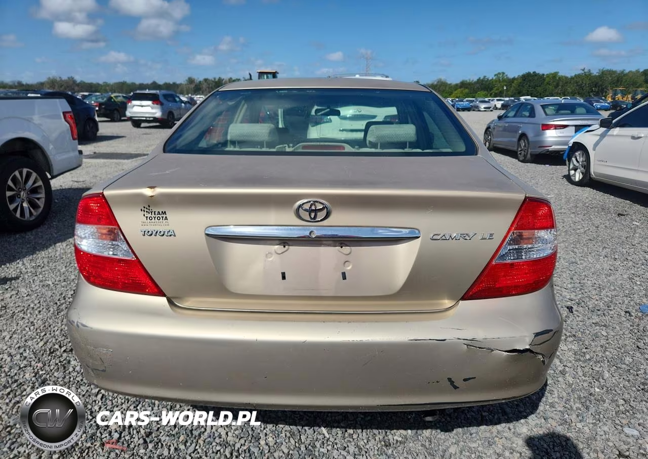 2002 Toyota Camry Le VIN:4T1BE32K42U066147 - 6