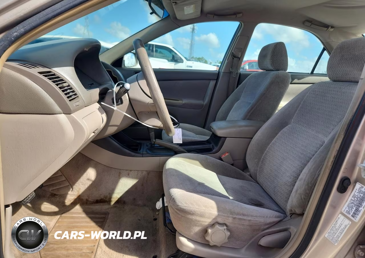 2002 Toyota Camry Le VIN:4T1BE32K42U066147 - 7
