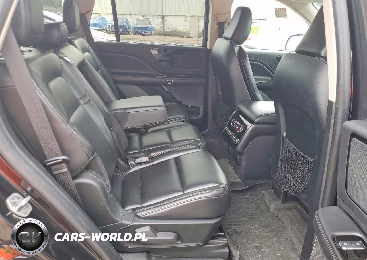 2022 Lincoln Aviator VIN:5LM5J0XC0NGL00065 - 11