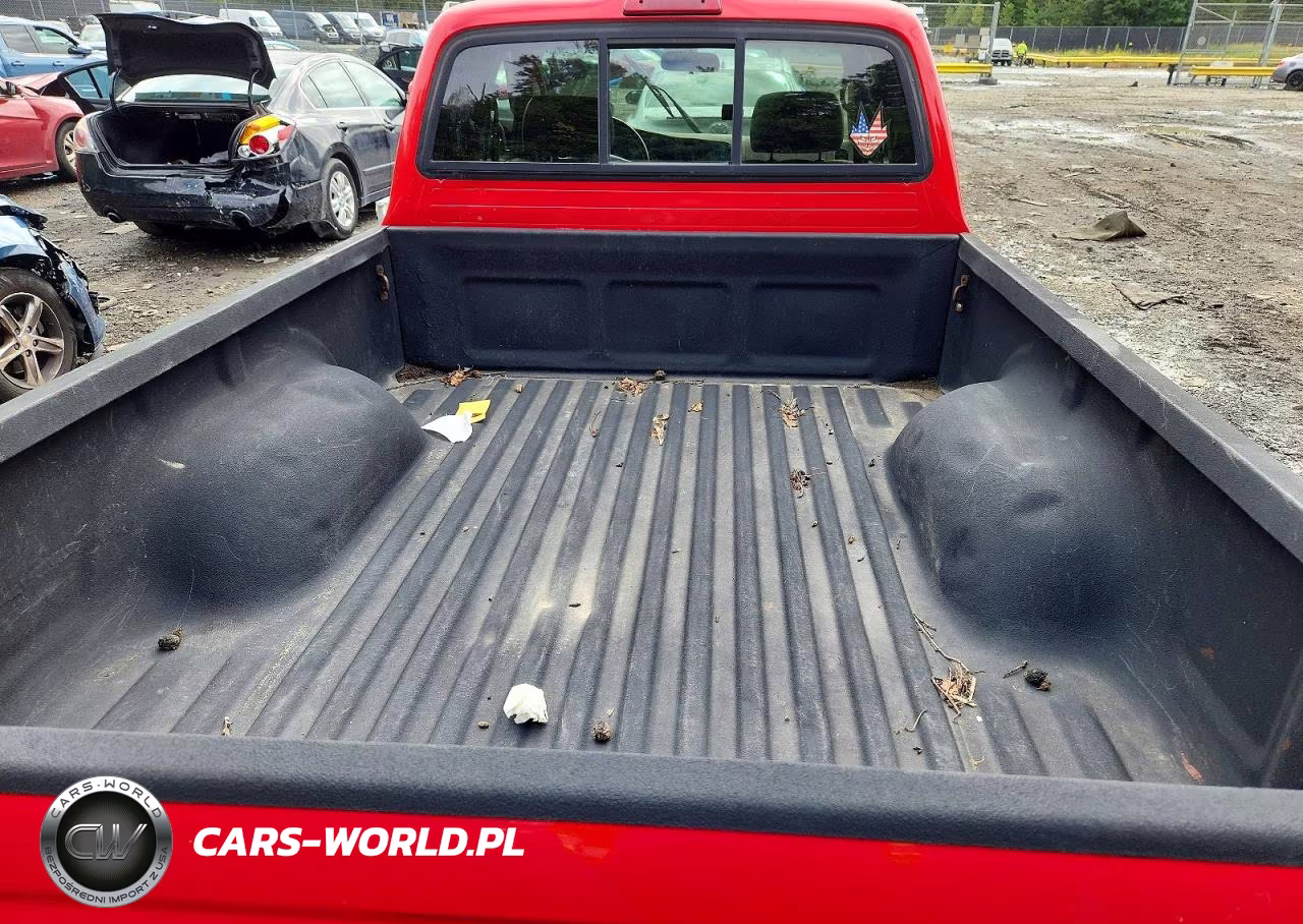 2003 Toyota Tacoma V6 VIN:5TEWN72N33Z289702 - 10