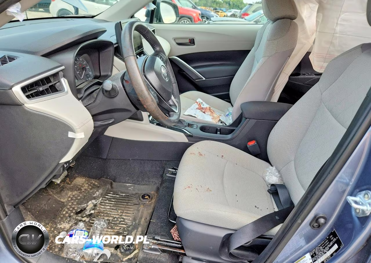 2025 Toyota Corolla Cross Le VIN:7MUCAABGXSV135566 - 7