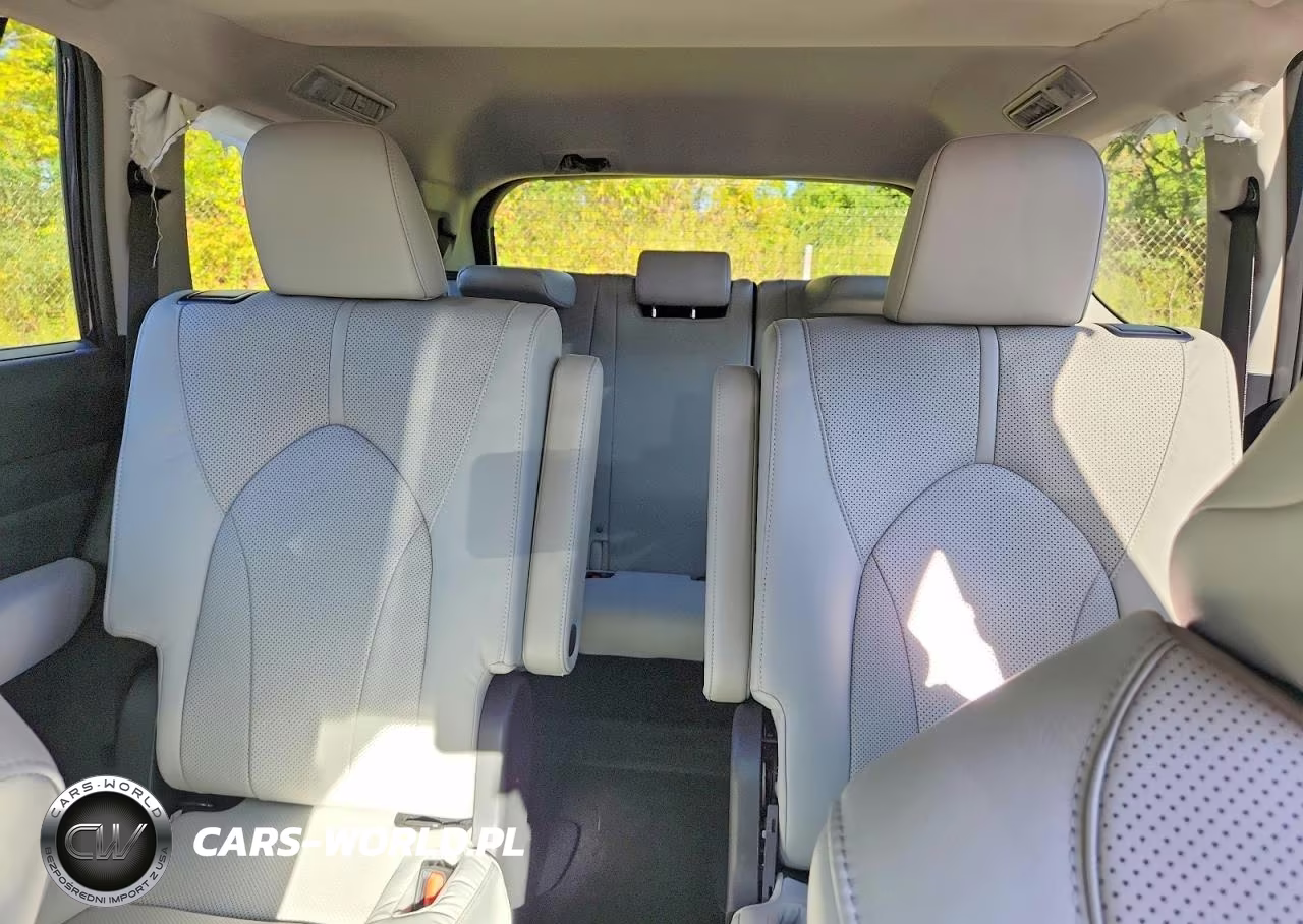 2025 Toyota Grand Highlander Hybrid Limited VIN:5TDACAB51SS055387 - 10
