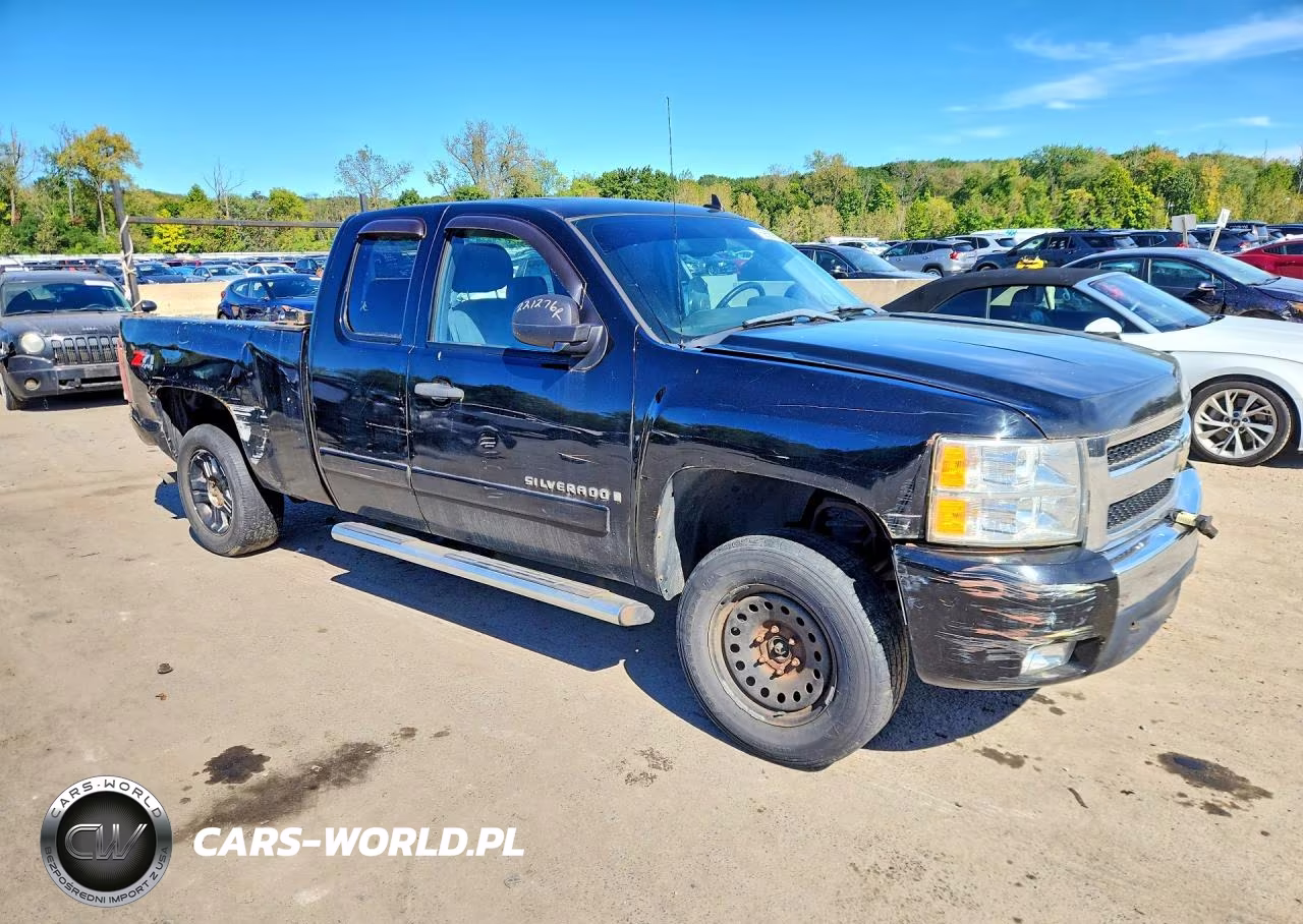 2008 Chevrolet Silverado K1500 VIN:2GCEK190081100138 - 4