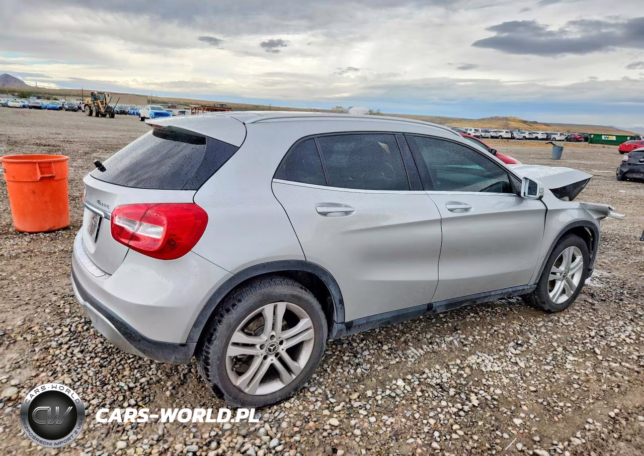 2018 Mercedes-Benz Gla 250 4Matic VIN:WDCTG4GB3JJ497994 - 3